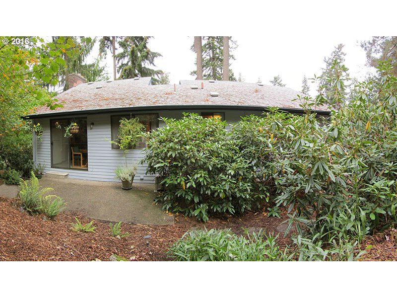 2842 WARREN ST Eugene Home Listings - Real Pro Systems Real Estate Marketing